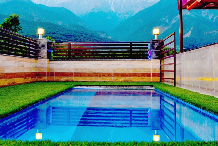 Varada Home Stay - Tap to explore photos