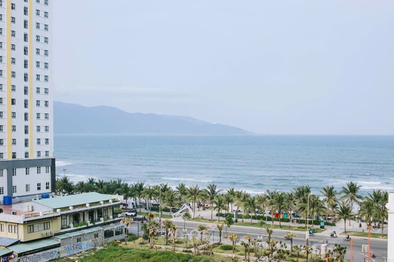 Amis Hotel Da Nang - Tap to explore photos