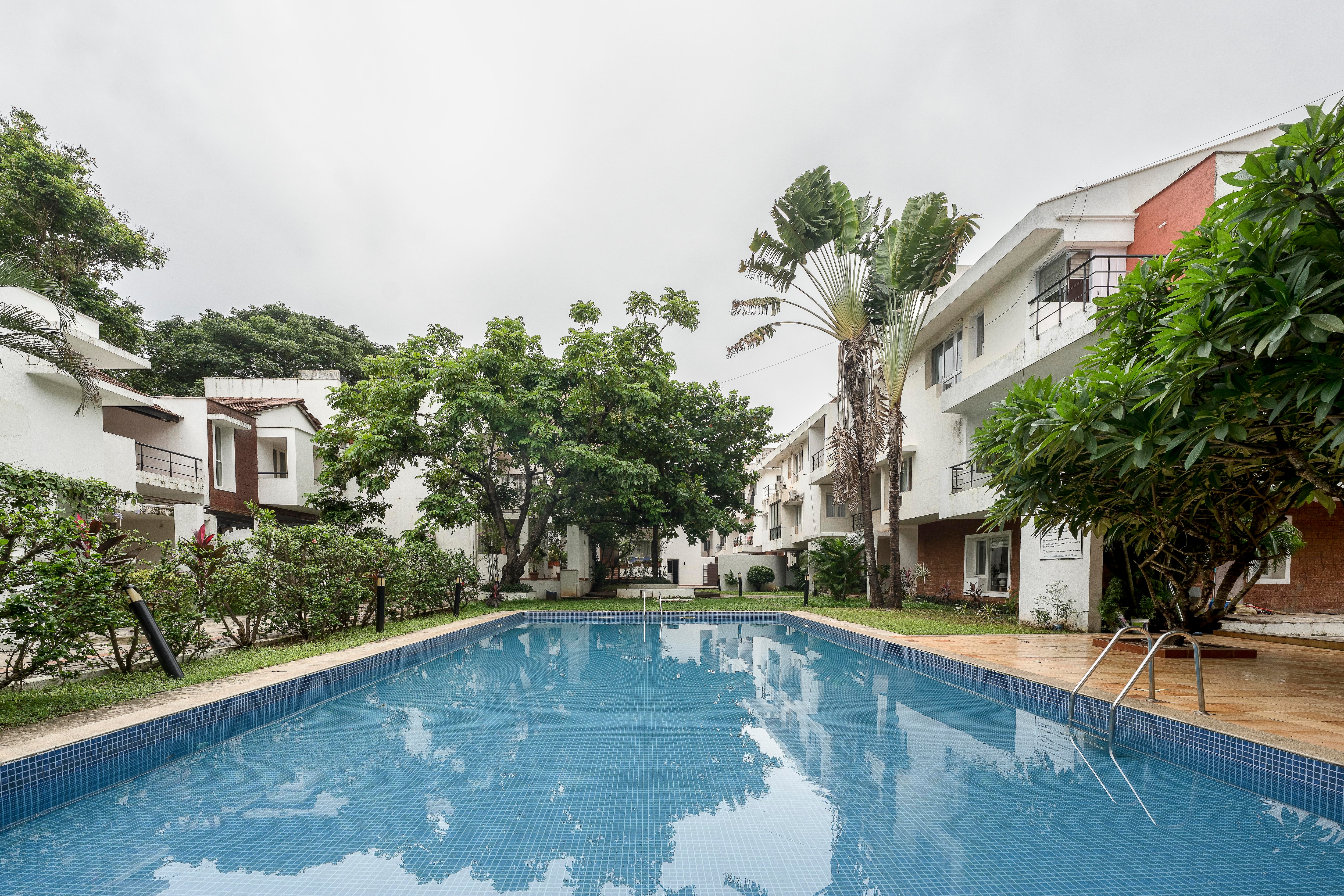 3bhk luxury stay with shared infinity pool - Tap to explore photos