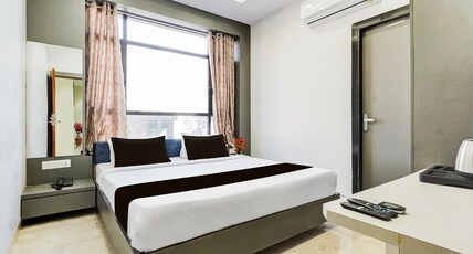 Super Townhouse Jodhpur Clock Tower Formerly Shiv Hari Heritage Room Type - Premium
