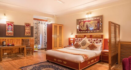 NANDINI RESIDENCY Room Type - Family room 1 Double bed and 4 Bunk beds