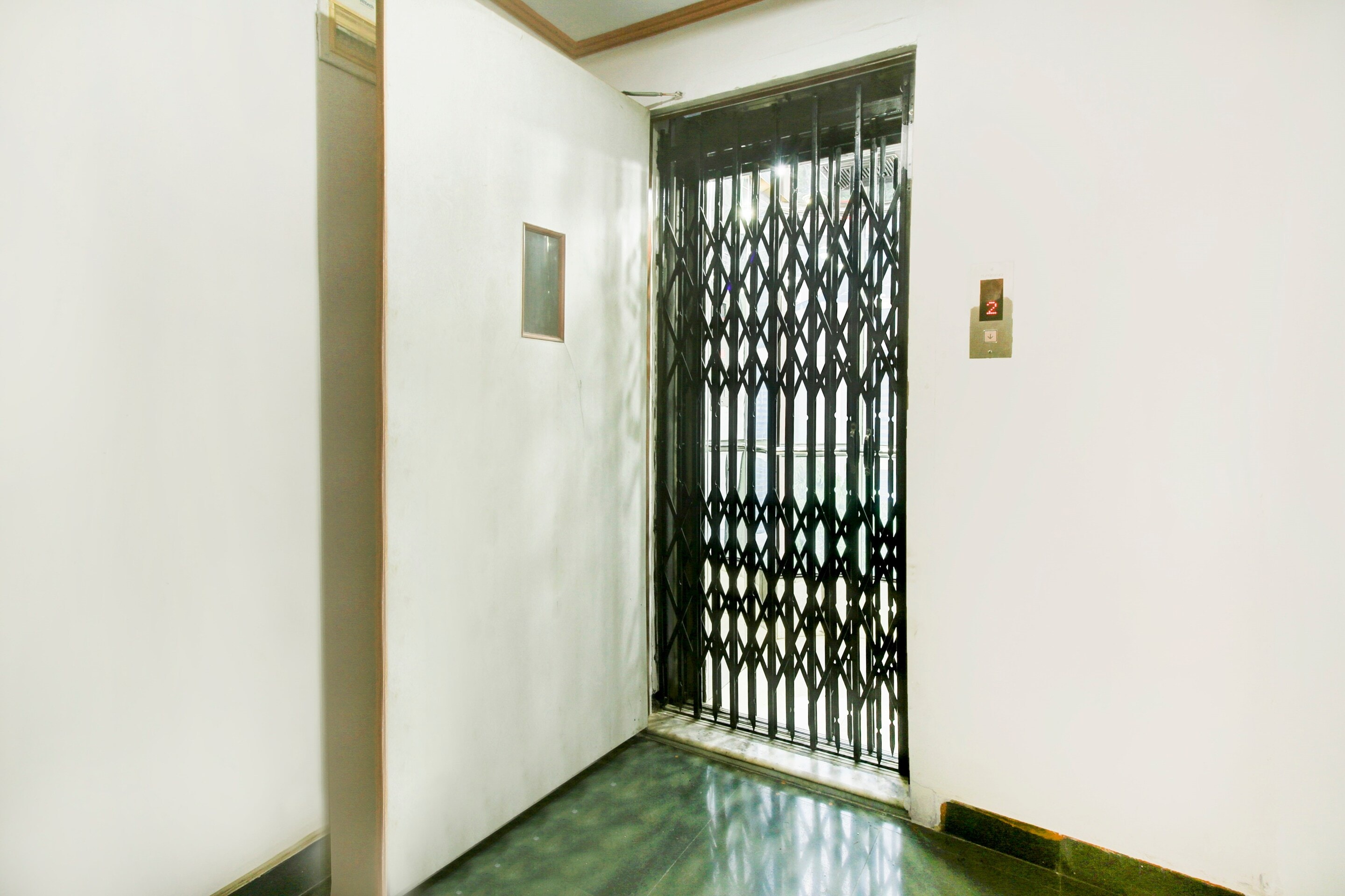 Hotel O Home Bunglow No - Tap to explore photos