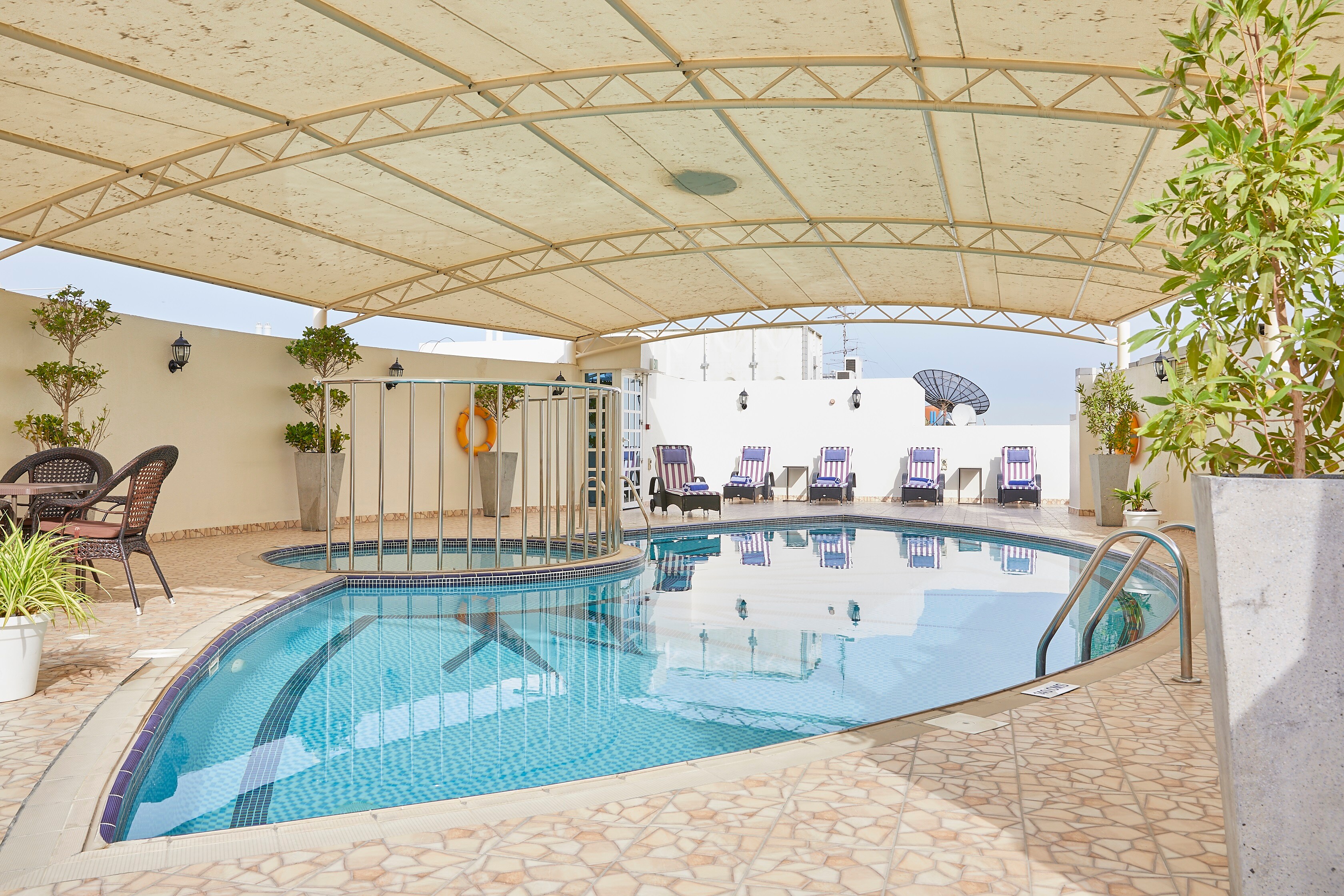 Dream City hotel Apartment - Tap to explore photos
