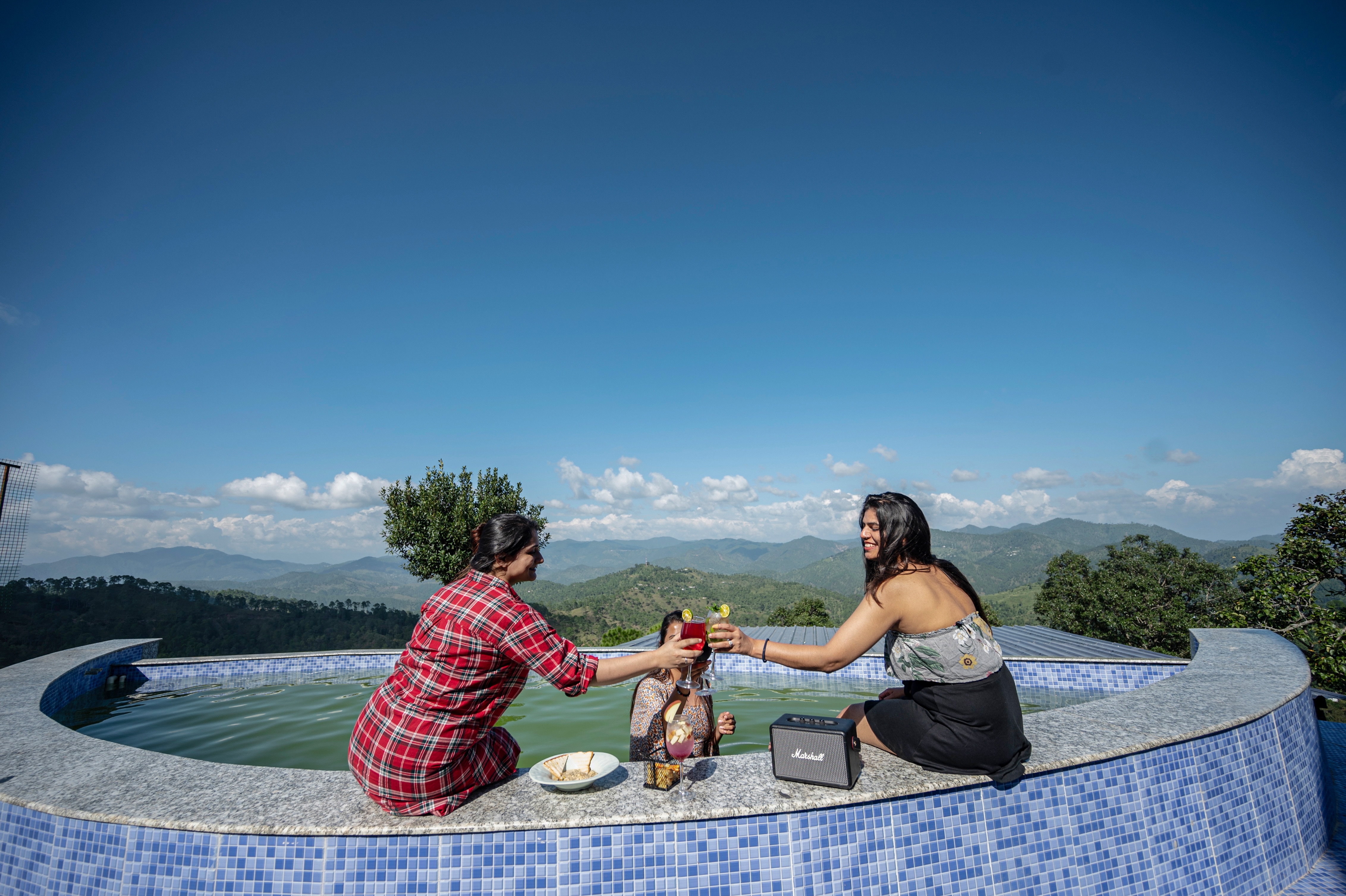 Himadvaya- The Himalayan Prism Resort Near Mukteshwar - Tap to explore photos