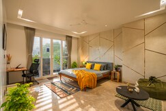 LiveAway Gurugram (Golf Course Road) by PACK