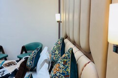 Blue Rooms by Blue Peak