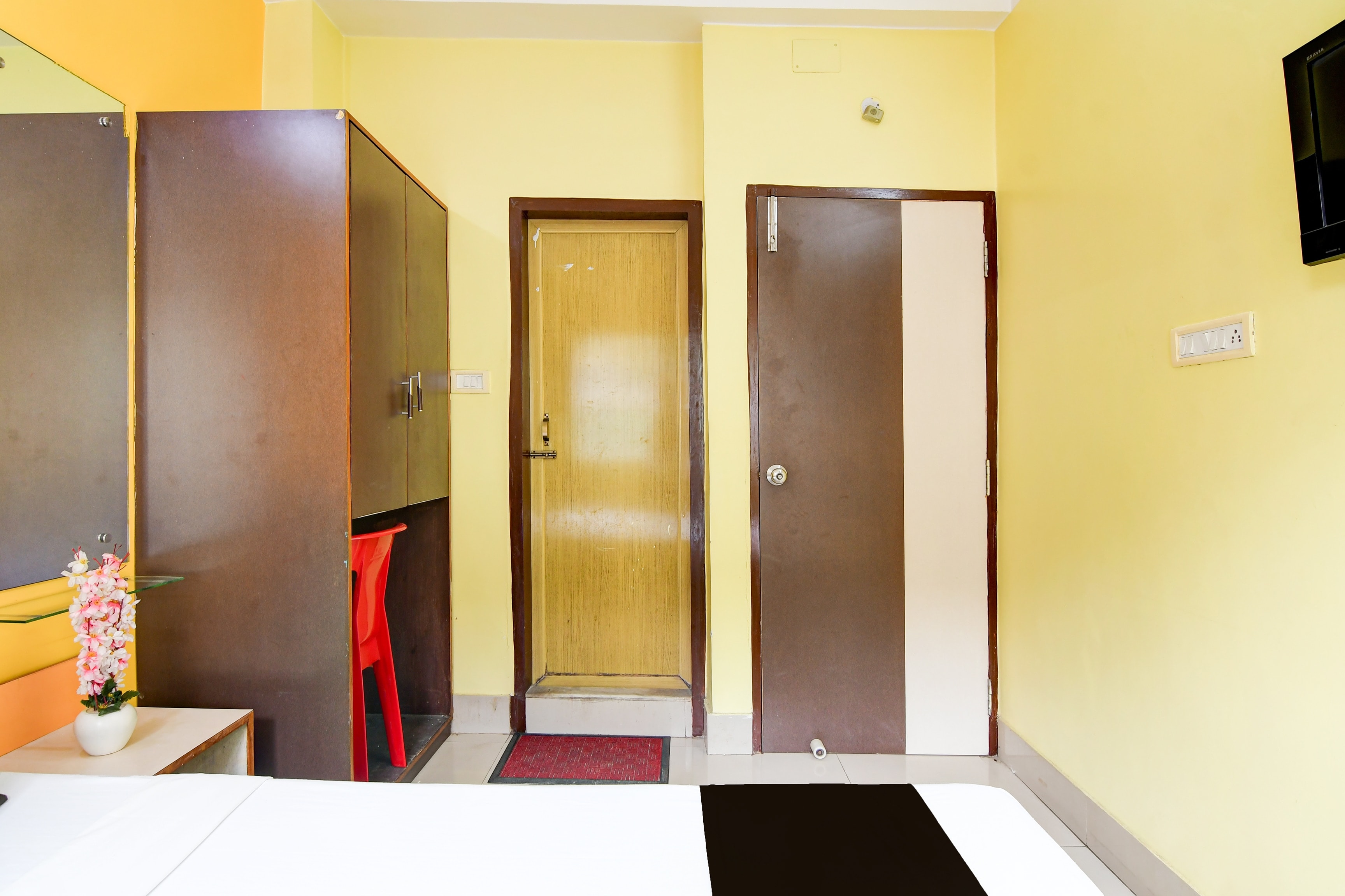 Hotel O Ankita Lodge - Tap to explore photos