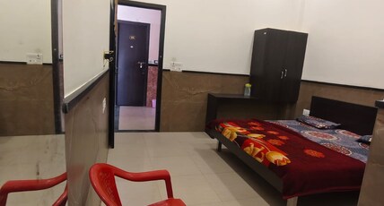 Agrawal Panchayat Room Type - Deluxe Room