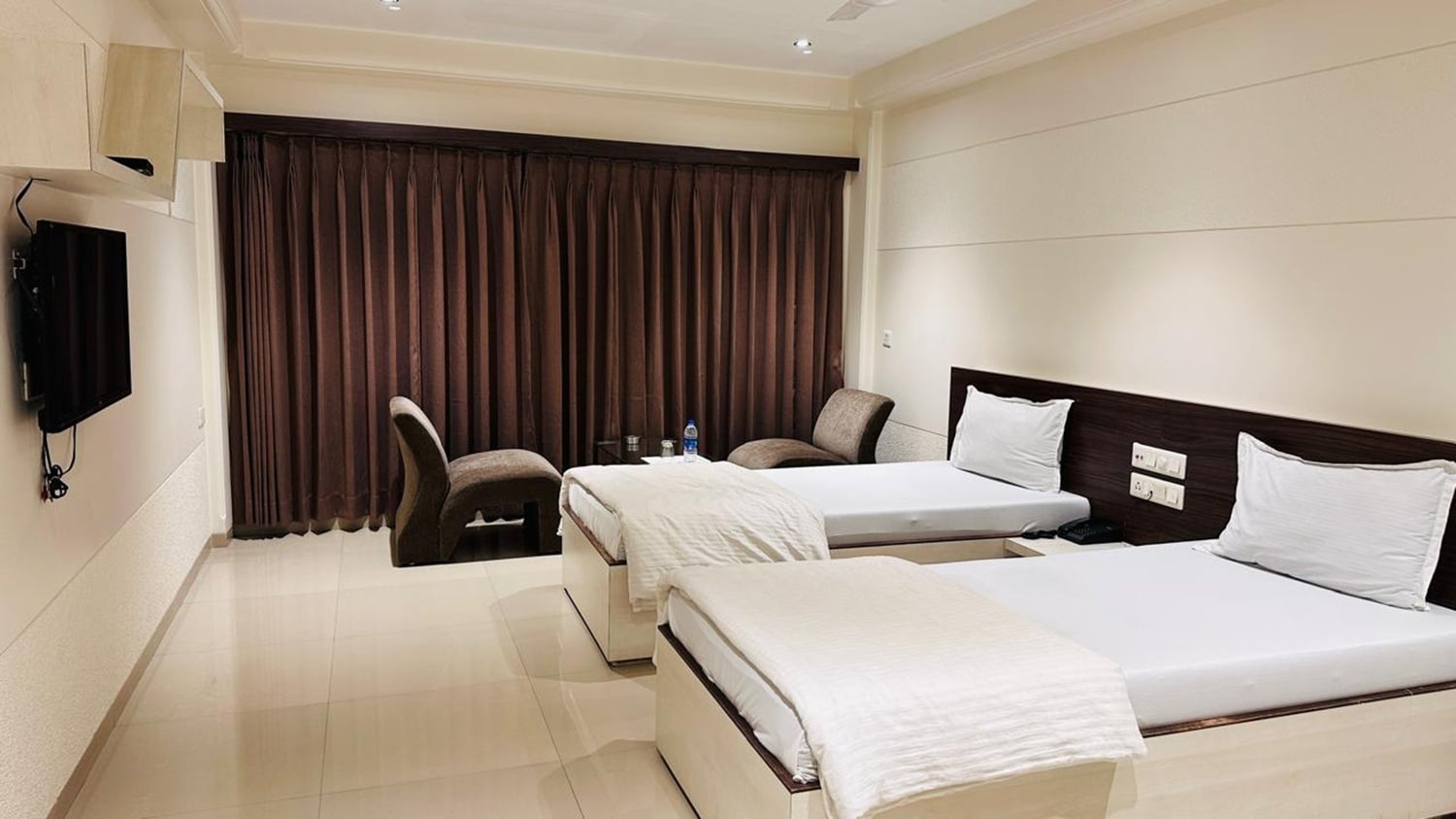 Hotel Ostria - Near Surat Railway Station - Tap to explore photos