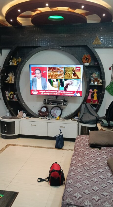 Shiva Sundari - Room in a Apartment - Tap to explore photos