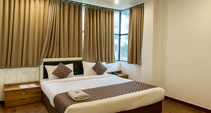 Hotel Seasons Room Type - Premium Room