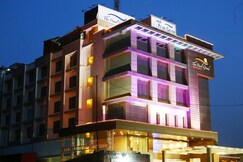 The Pearl Grand