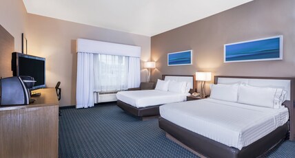 Holiday Inn Express & Suites - Pharr Room Type - 2 Queen Standard Mobil Access Tub
