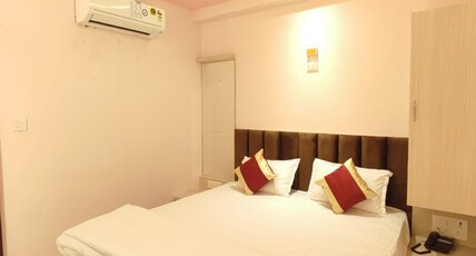 S.S Guest House Room Type - Economy Double Bed Room