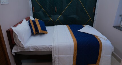 Eesha Luxury Homes Room Type - Single Room