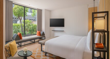 Grand Hyatt Erawan Bangkok Room Type - GARDEN VILLA KING