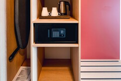 Ibis Styles Charleroi Airport Aero44