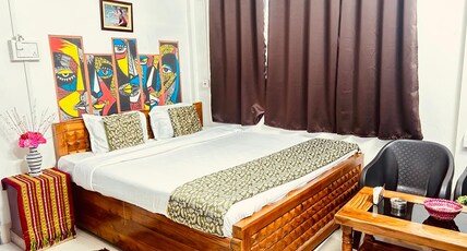 Santi Villa Homestay. Room Type - Super Deluxe