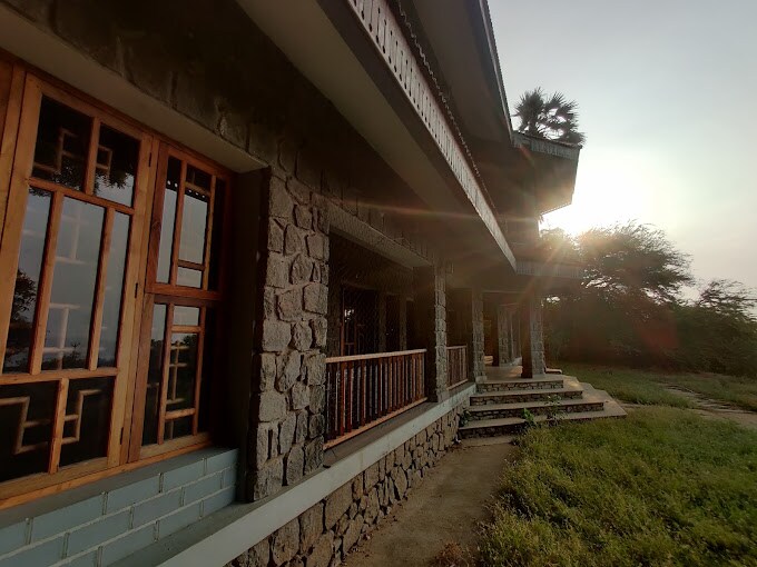 Joppa House Beach Inn - Tap to explore photos