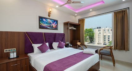 Hotel Purple Dot Haridwar Room Type - Premium Room With City View Hotel Purple Dot Haridwar Room Type - Premium Room With City View