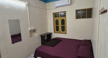 New Sri Krishna Lodge Room Type - Family Room 3 (AC room)