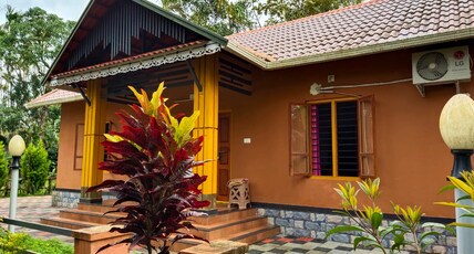 Sagar View Homestay | Swimming Pool & Pool Villa Room Type - POOL VILLA AC