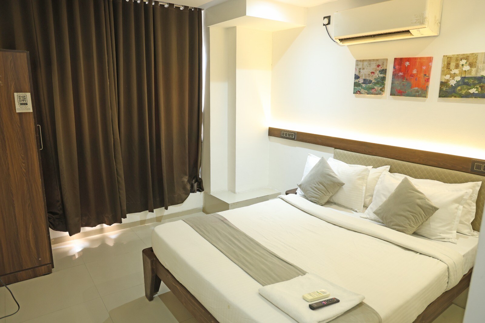 Hotel Elegant Inn By Nexottel Vesu - Tap to explore photos