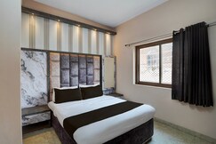 Hotel O Devanshi Palace