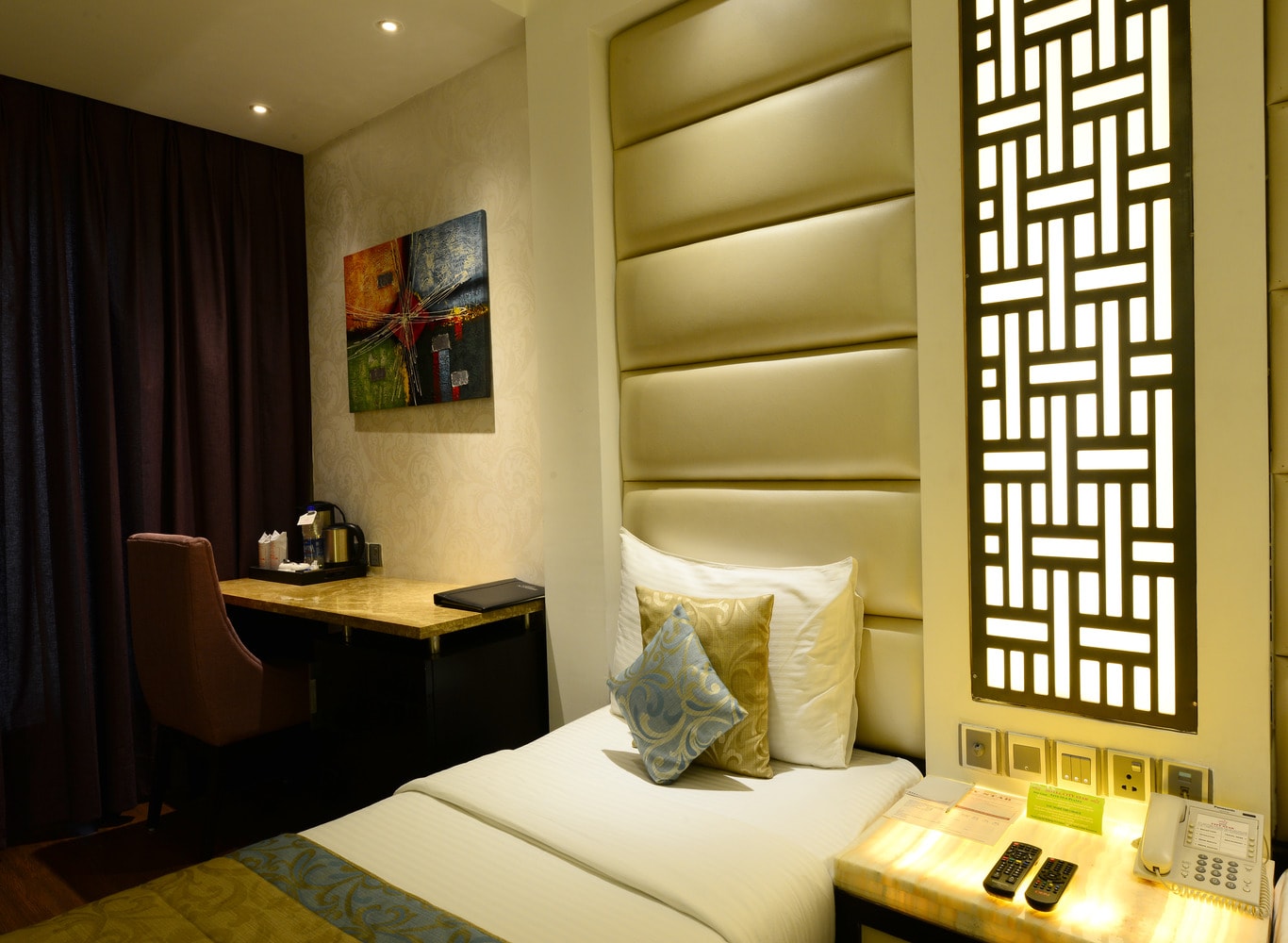 Hotel City Star - a luxurious stay with rooftop restaurant - Tap to explore photos