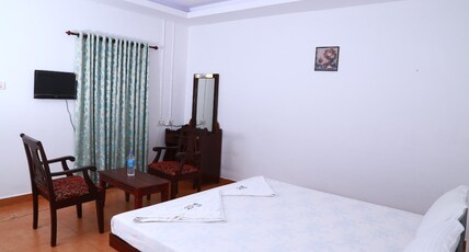SABARI HOMES Room Type - Ac Deluxe Room