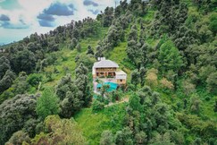 Symphony Cottage 04 Bedroom Cottage by Sama Homestays