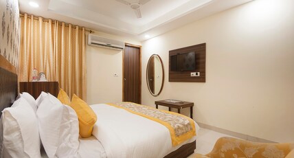 Hotel Platinum Room Type - Superior Deluxe Room Hotel Platinum Room Type - Superior Deluxe Room