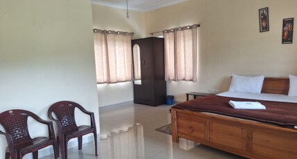 LexStays at Anughraha Home Coonoor Room Type - Premium Double Room