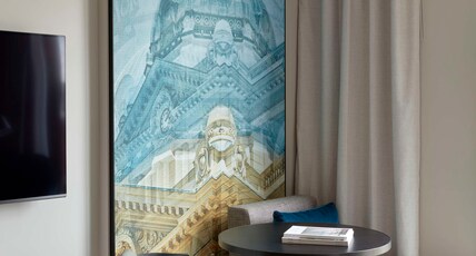 Hilton Melbourne Little Queen Street Room Type - KING DELUXE ROOM