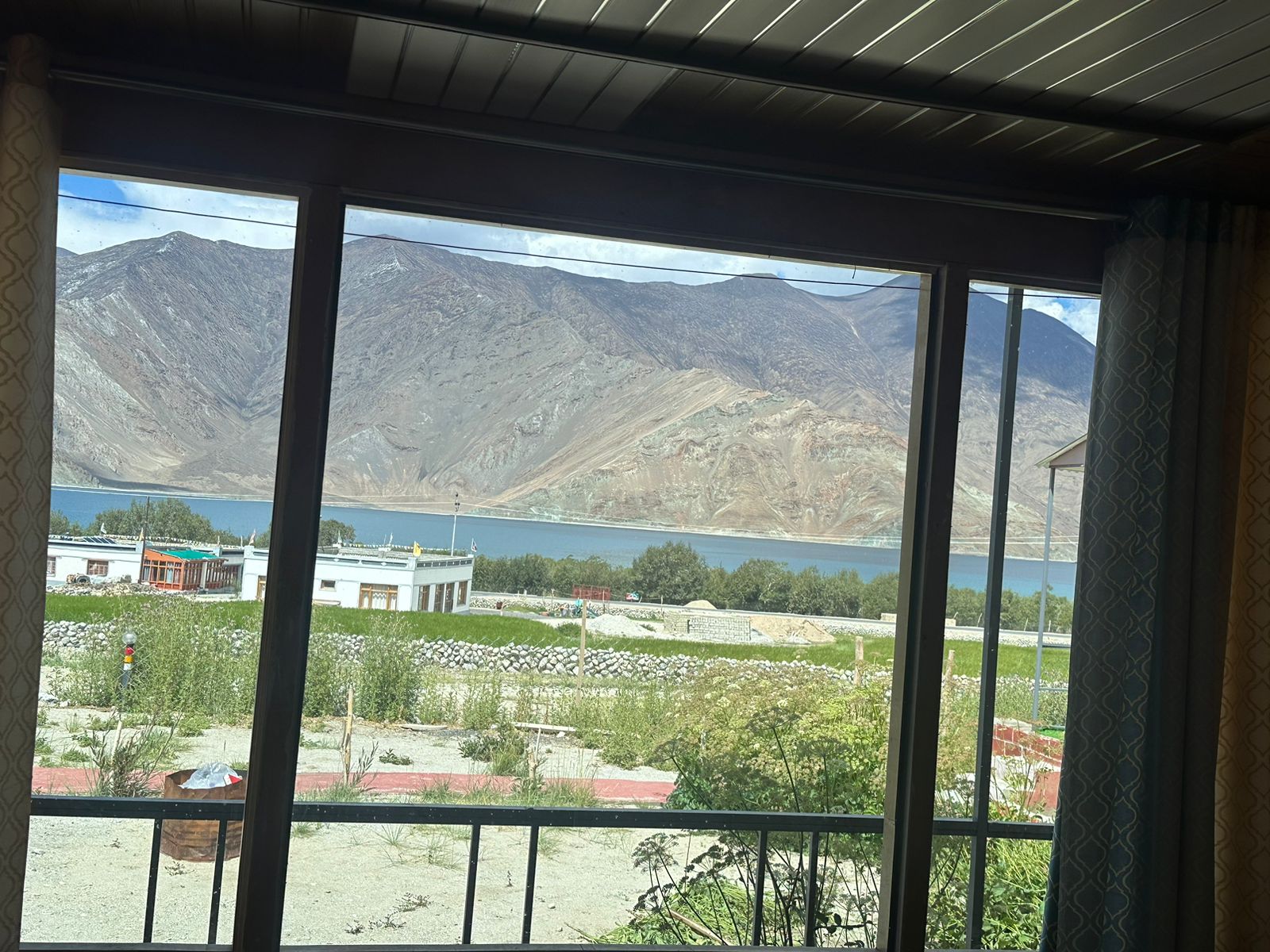 The barley cabins Pangong Merak - Tap to explore photos