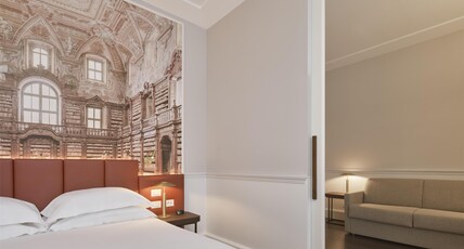 Palazzo Caracciolo Naples, Tapestry Collection by Hilton Room Type - QUEEN ONE BEDROOM SUITE