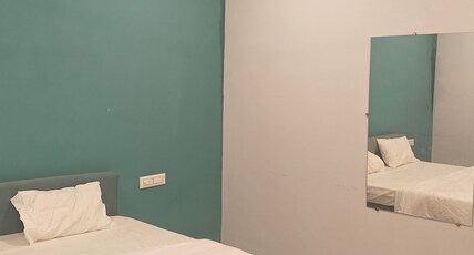 Drishyam Hotel & restaurant Room Type - Bedroom 104