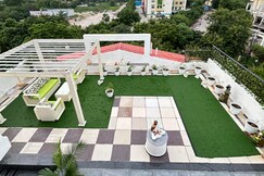 Vaas 2BHk and Terrace: Party Friendly