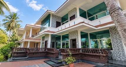 Clafouti Beach Resort Room Type - Partial Sea View Clafouti Beach Resort Room Type - Partial Sea View