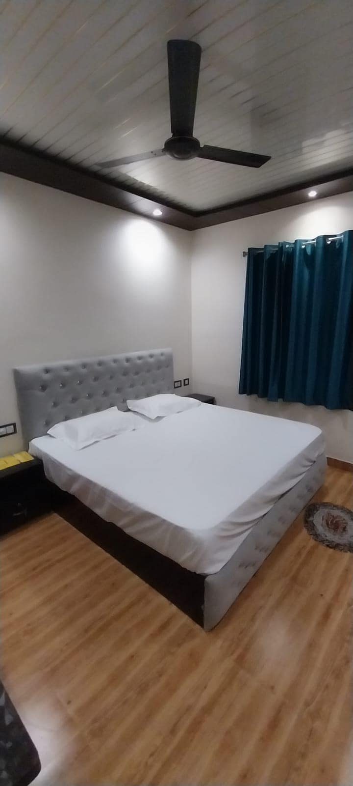 Ocean Blue - Tap to explore photos