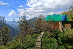 Hidden Orchard Stay Jibhi 2BR Cottage
