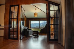 Walnut Village Resort