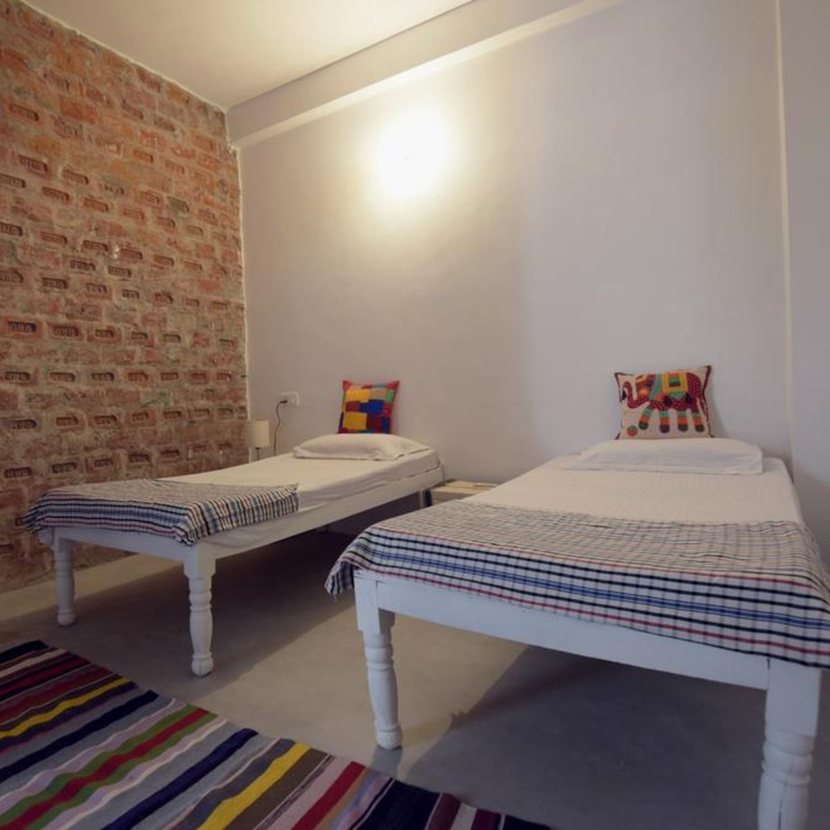 Chalo Eco Hostel - Tap to explore photos