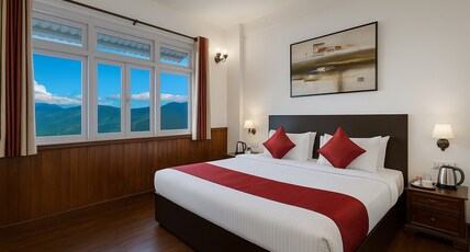 Central Gleneagles Heritage Resort The Mall Road Room Type - Super Deluxe Room with Mountain View (Located 1st Floor | No Lift) Central Gleneagles Heritage Resort The Mall Road Room Type - Super Deluxe Room with Mountain View (Located 1st Floor | No Lift)