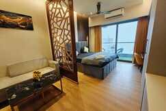 Luxurious studio with balcony