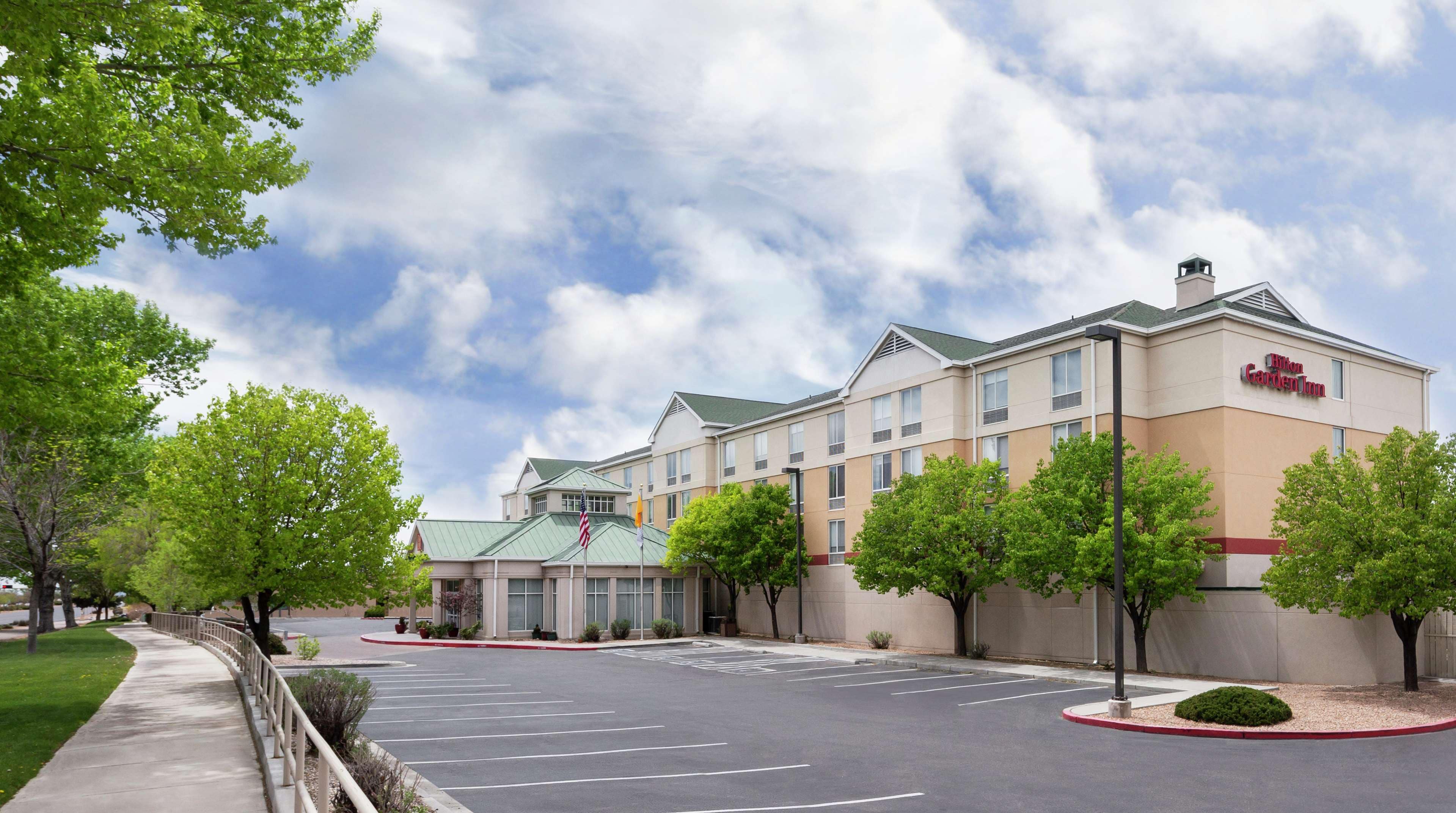 Hilton Garden Inn Albuquerque North/Rio Rancho - Tap to explore photos