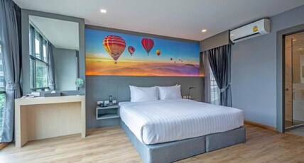 Hyde Park Hotel Bangkok Room Type - Deluxe Double City View