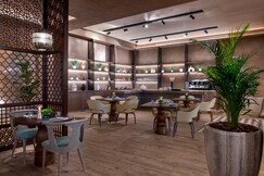 ABESQ DOHA HOTEL & RESIDENCES, an IHG hotel