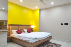 Address of HOTEL VAISHNAVI