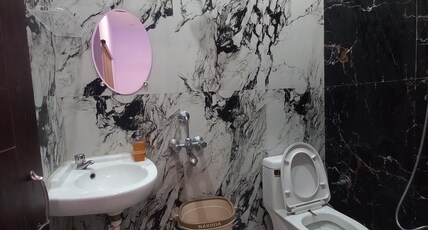 Shivansh Venktesh Vilas Room Type - Super deluxe 102